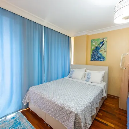 Cts Elysium Taksim Apartment