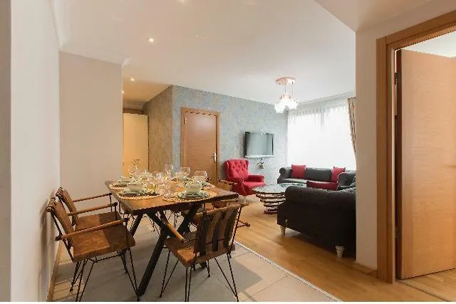 Cts Elysium Taksim Apartment